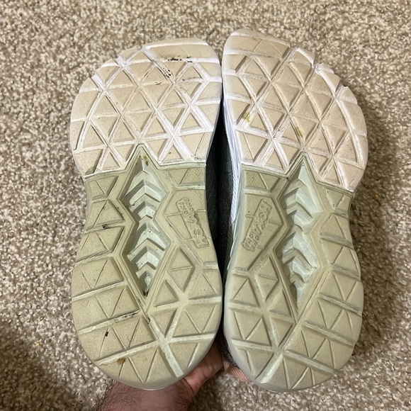 Hoka One One | Women’s Mach 3 Running Sneaker Women’s 11 - Picture 7 of 9